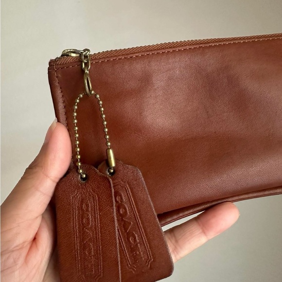 Coach Case 7170 British Tan - Picture 6 of 10